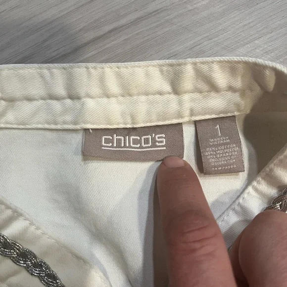 Chico’s size 1 women’s blazer - Picture 2 of 7